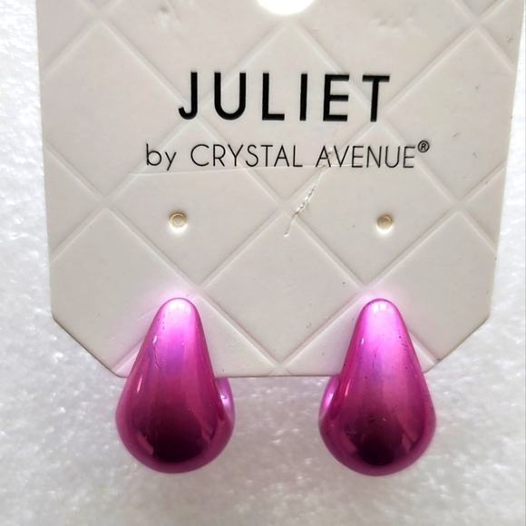 Juliet by Crystal Avenue Oversize Iridescent Teardrop Stud Earrings - Picture 5 of 5